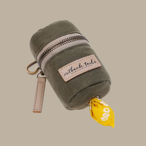 Outback Tails Waxed Canvas Pick-Up Bag Holder - Green