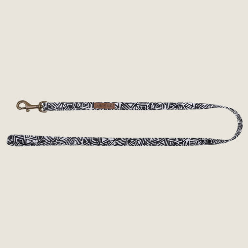 Outback Tails MINA MINA Canvas Lead